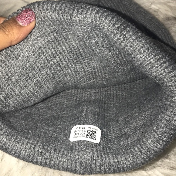 Adidas originals heather grey trefoil beanie cap - Picture 5 of 5